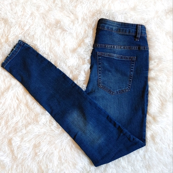 Jacqueline de Yong || Denim Jeans, Size 29, Dark Blue - Picture 3 of 3